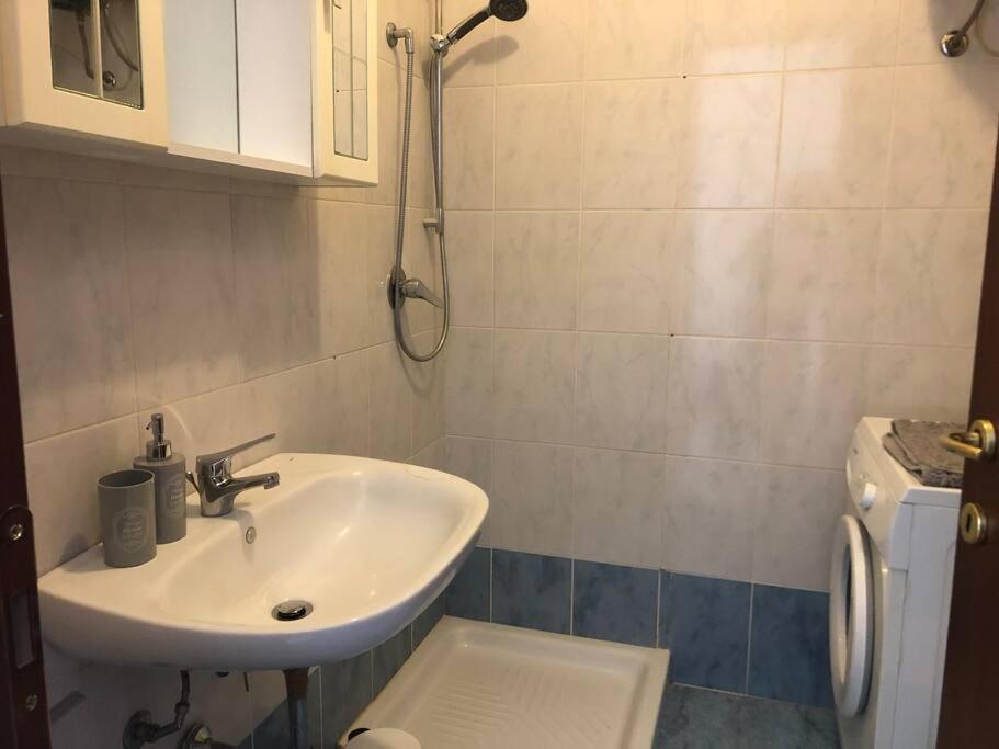 Mini Sarpi Apartment Milano Exterior foto