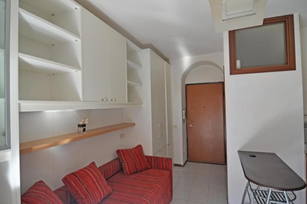 Mini Sarpi Apartment Milano Exterior foto